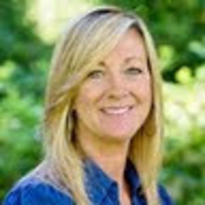 Meet your Posher, Dora